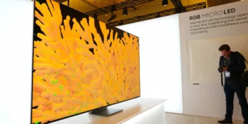 إل جي تكشف عن تلفزيون Micro RGB Evo الحائز على جائزة الابتكار في CES 2026