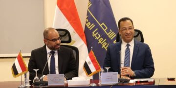 وزير الاتصالات المصري يبحث مع نظيره اليمني تعزيز التعاون في التحول الرقمي وبناء القدرات الرقمية