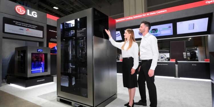 راية لخدمات مراكز الاتصالات تؤسس شركة تعهيد جديدة بحصة 98%