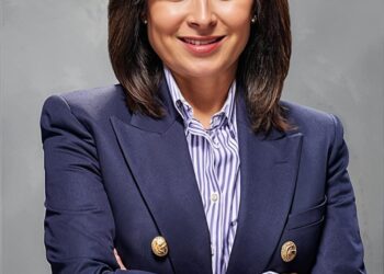 تعيين د. منال حسين عبد الرازق رئيسًا لمجلس إدارة كونتكت المالية القابضة لتعزيز التحول الرقمي والنمو المستدام