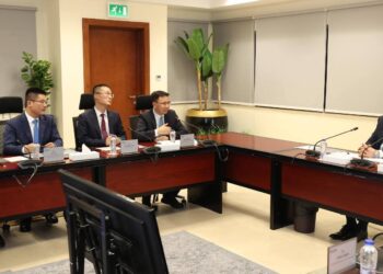 وزارة الاتصالات تبحث مع Huawei توسيع التعاون في الحوسبة السحابية والتكنولوجيا المتقدمة وبناء المهارات الرقمية