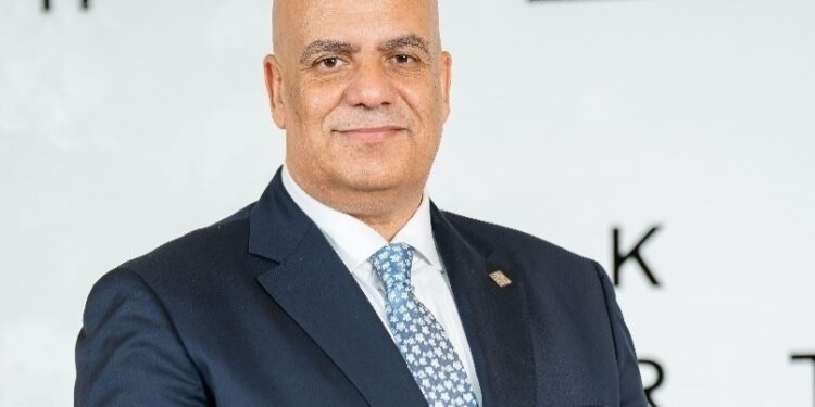 عبد الرحمن عجمي ضمن قائمة فوربس الشرق الأوسط 2026 لأبرز قادة العقار: قيادة استراتيجية تعزز نمو سكاي أبوظبي في مصر