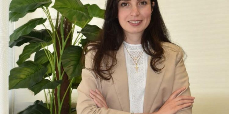 «اتش سي» تتوقع تثبيت أسعار الفائدة في مصر وسط ضغوط التضخم والتوترات الجيوسياسية