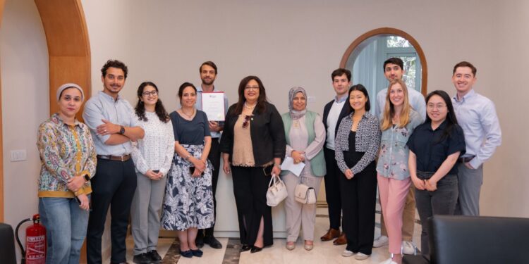 مؤسسة ساويرس تستقبل طلاب هارفارد للأعمال بالقاهرة ضمن برنامج عالمي لتعزيز الابتكار وبناء القدرات