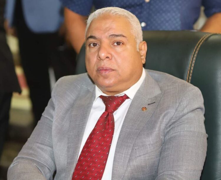 علاء نصر