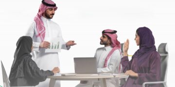 القطاع الخاص السعودي يستعيد زخمه.. أعلى نمو في 4 أشهر