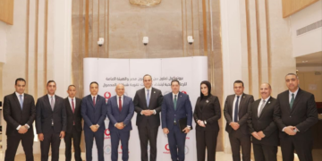 كيف توسع ڤودافون أعمالها خارج قطاع الاتصالات؟