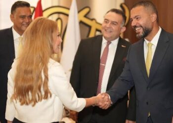 السعودية تحصد المركز الأول في مسابقة CFA الإقليمية للبحوث الاستثمارية بالقاهرة